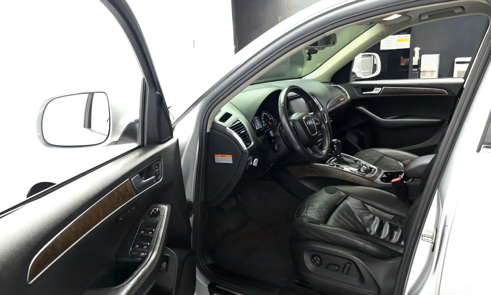 Audi Q5 20TDI* TOP CENA* , снимка 10 - Автомобили и джипове - 55582548