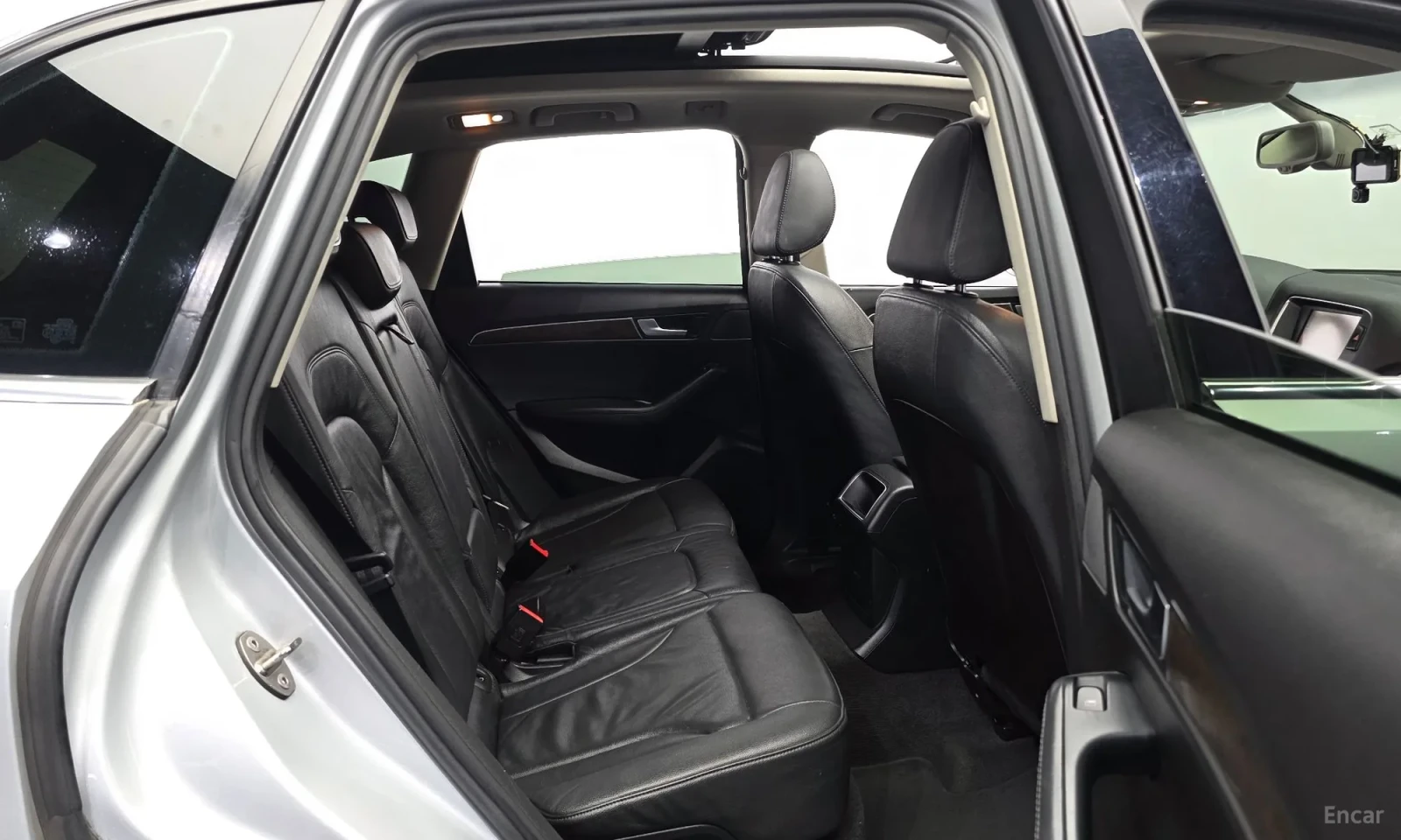 Audi Q5 20TDI* TOP CENA* , снимка 11 - Автомобили и джипове - 55582548