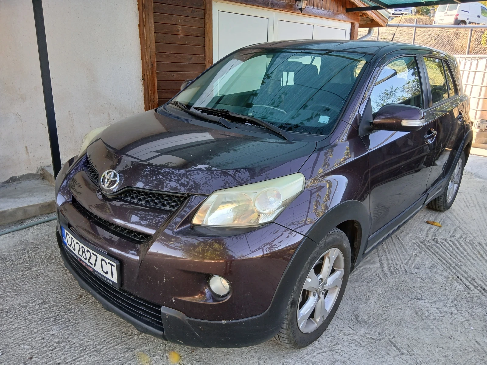 Toyota Urban Cruiser, снимка 3 - Автомобили и джипове - 56065143