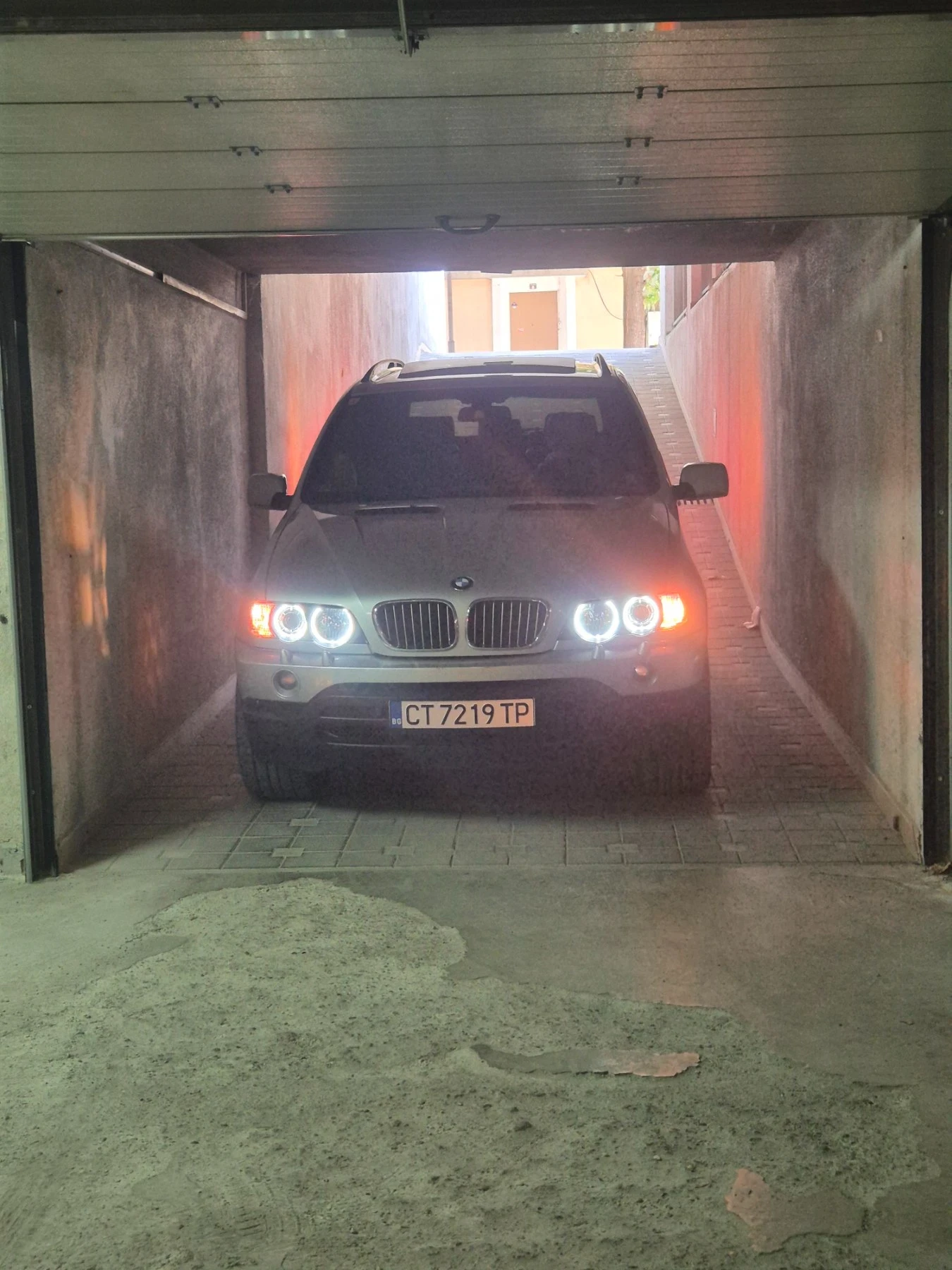 BMW X5, снимка 3 - Автомобили и джипове - 56325373