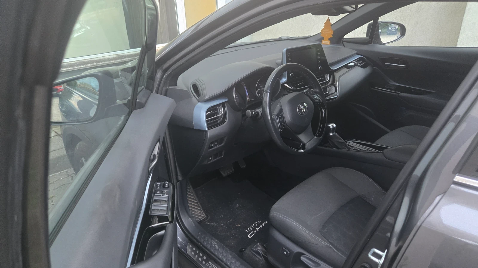 Toyota C-HR, снимка 6 - Автомобили и джипове - 56482021