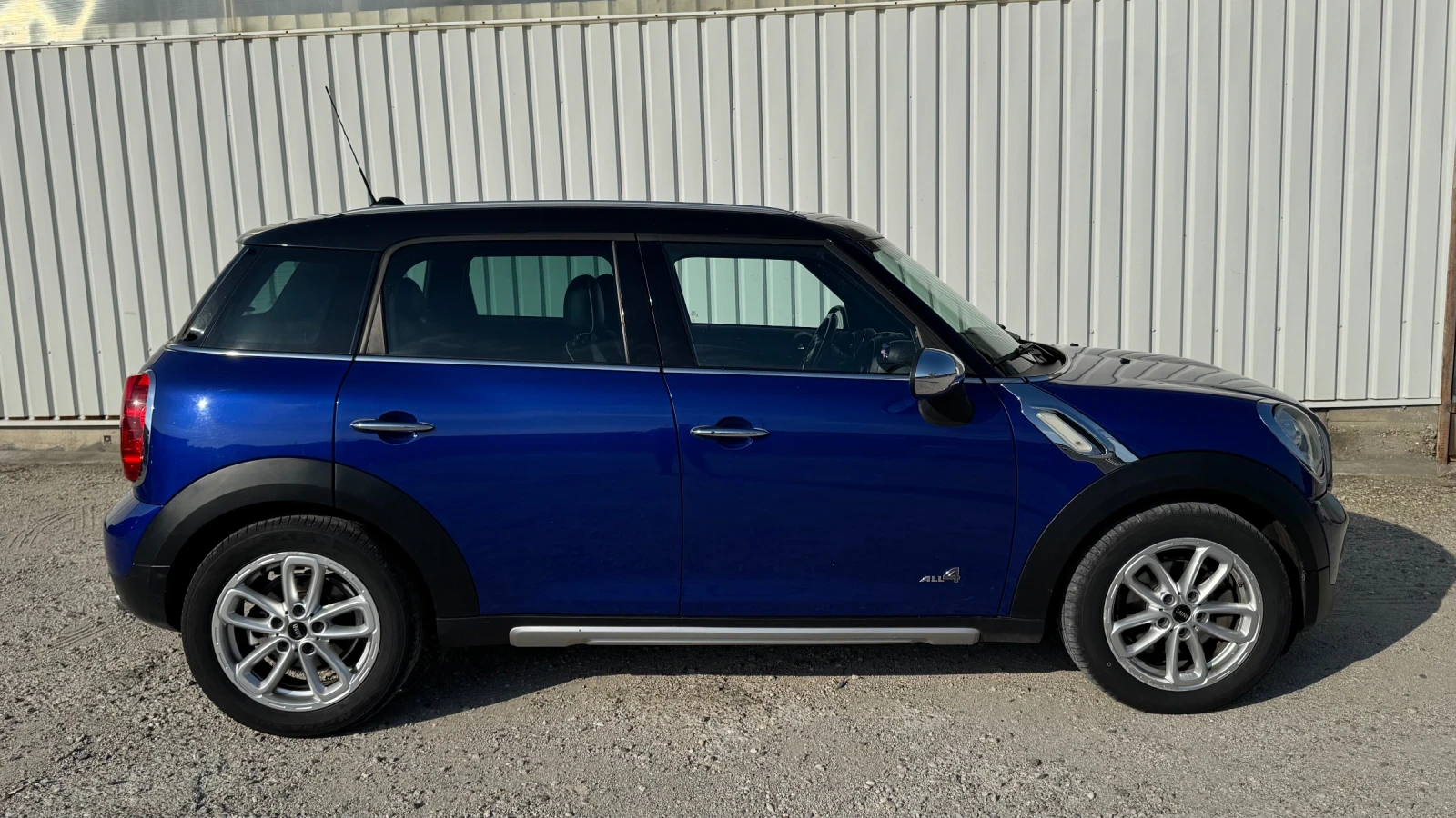 Mini Countryman ALL4/PANORAMA/KEYLESS GO, снимка 5 - Автомобили и джипове - 56601256