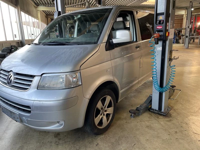 VW T5 2.5TDI 131kc - изображение 8