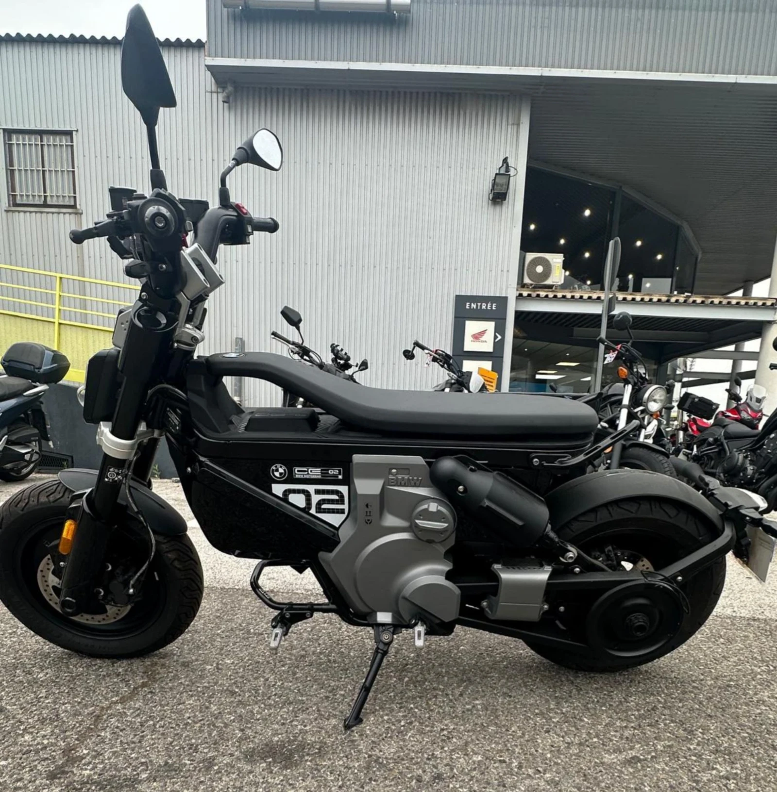 BMW C E 02 AM категория 50сс, снимка 2 - Мотоциклети и мототехника - 55133026