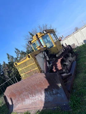 Булдозер ЧТЗ 130, снимка 1