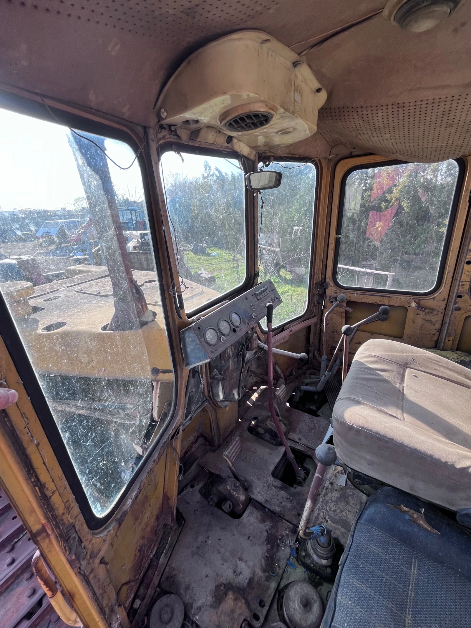 Булдозер ЧТЗ 130, снимка 5 - Индустриална техника - 53825568