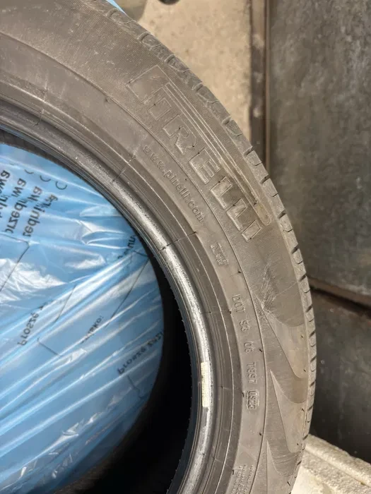 Гуми Летни 235/55R19, снимка 4 - Гуми и джанти - 52406843