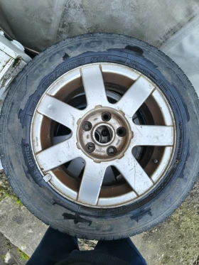 Гуми с джанти Toyo 195/90R15