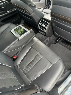 BMW 750 CarbonCore xDrive HUD, снимка 14