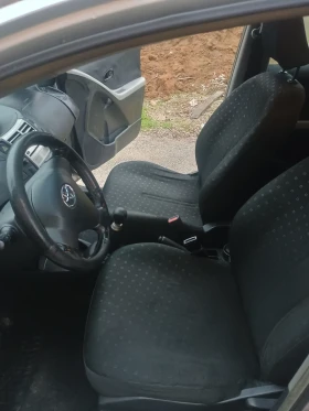 Toyota Yaris 1.3 VVT-I + Газ, снимка 9
