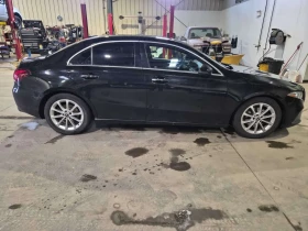 Mercedes-Benz A 220 4matic* DISTRONIC* PANORAMA* ПОДГРЕВИ* , снимка 3