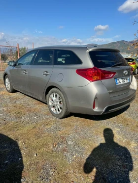 Toyota Auris 2.0 D4D 124 sport dynamic, снимка 2