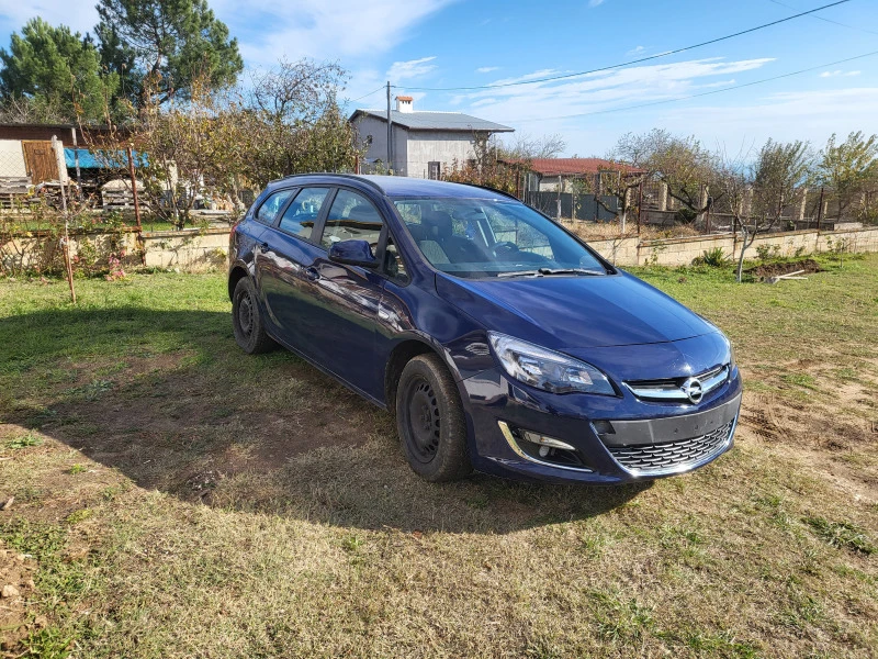 Opel Astra, снимка 2 - Автомобили и джипове - 47649409