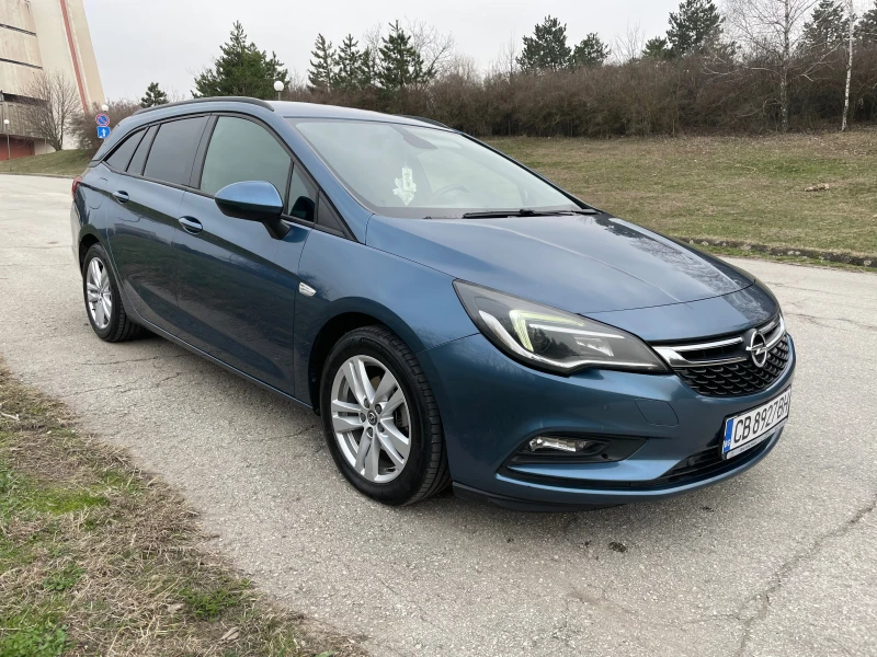 Opel Astra 1.4 150кс. Бензин, снимка 4 - Автомобили и джипове - 46464394