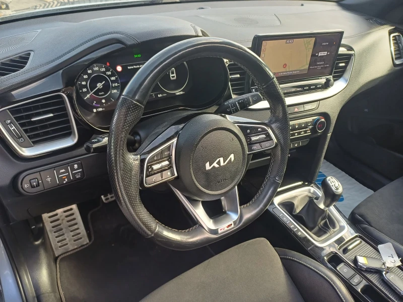 Kia Pro ceed 1.5* * GTline* digital cockpit  facelift, снимка 15 - Автомобили и джипове - 47884292