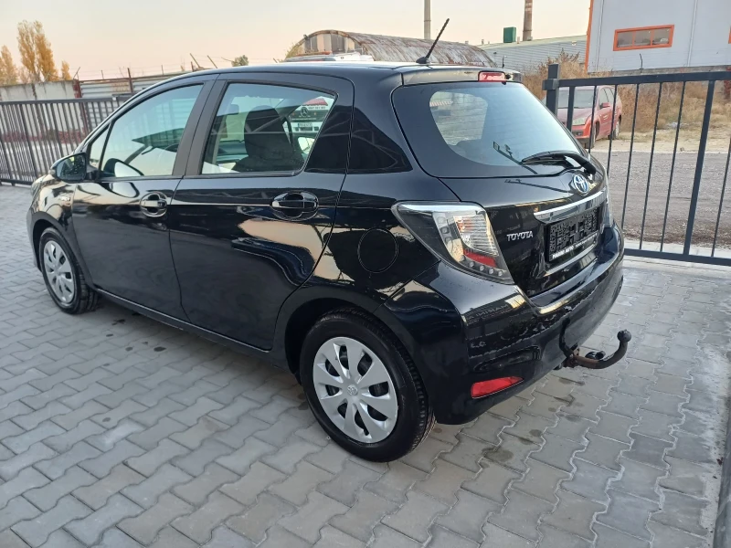 Toyota Yaris 1.5Hybrid* * kamera , снимка 5 - Автомобили и джипове - 47884292