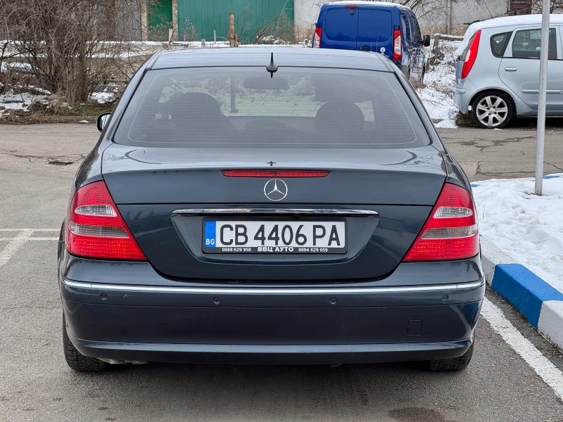 Mercedes-Benz E 220 220CDi * * * СЕРВИЗНА КНИЖКА* * * , снимка 5 - Автомобили и джипове - 48700194