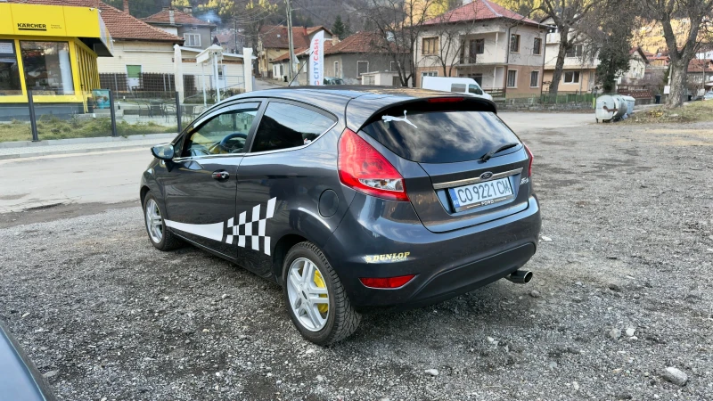 Ford Fiesta 1.2i, снимка 5 - Автомобили и джипове - 48826679