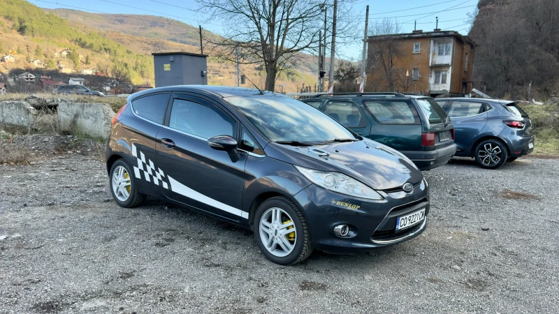 Ford Fiesta 1.2i, снимка 1 - Автомобили и джипове - 48826679