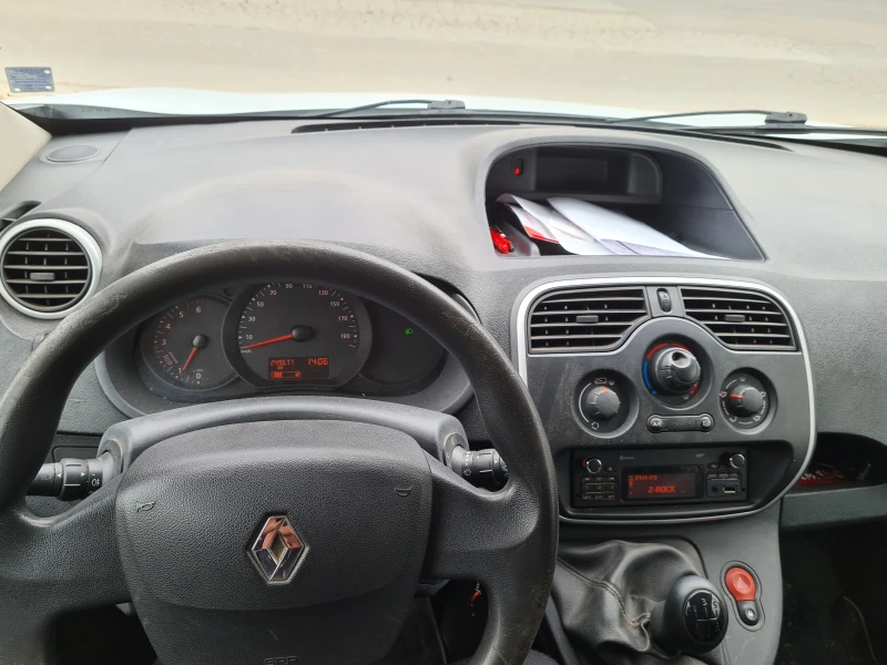 Renault Kangoo, снимка 11 - Автомобили и джипове - 48993975