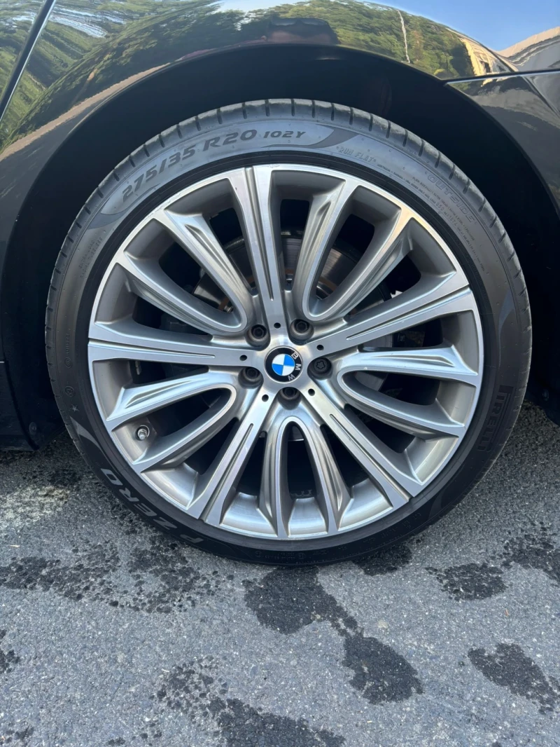 BMW 750 CarbonCore xDrive HUD, снимка 17 - Автомобили и джипове - 51794354