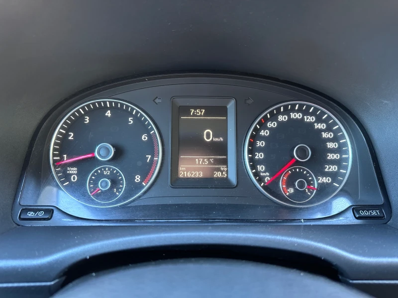 VW Caddy 2.0i METAN - УНИКАТ - РЕАЛНИ КИЛОМЕТРИ , снимка 14 - Автомобили и джипове - 51755853