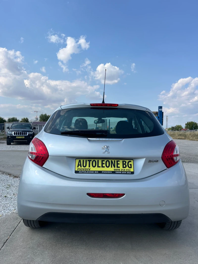 Peugeot 208 1.4 HDi, снимка 5 - Автомобили и джипове - 51989523