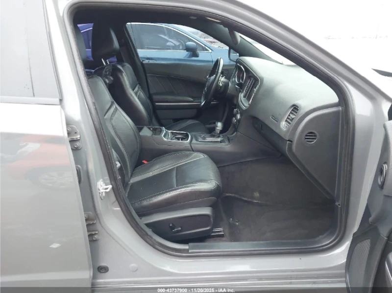 Dodge Charger R/T / 5.7 / ОБДУХВАНЕ / ПОДГРЕВИ  , снимка 7 - Автомобили и джипове - 52725482