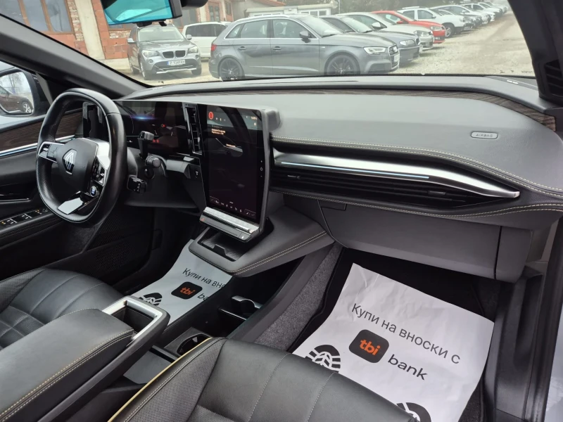 Renault Megane EV60 Iconic, снимка 11 - Автомобили и джипове - 52815628