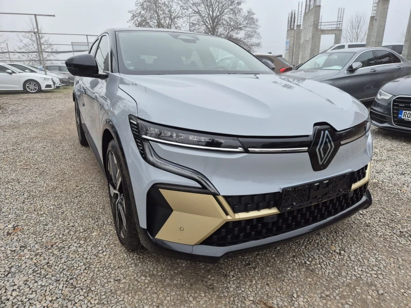 Renault Megane EV60 Iconic, снимка 2 - Автомобили и джипове - 52815628