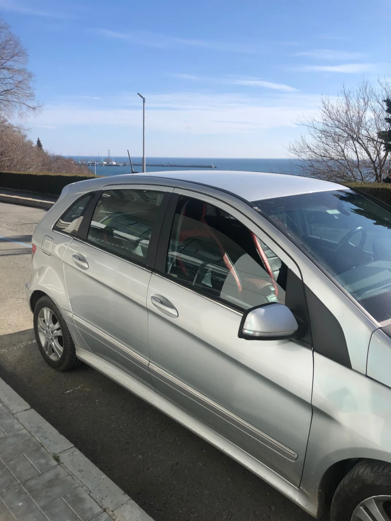 Mercedes-Benz B 180, снимка 3 - Автомобили и джипове - 52817358