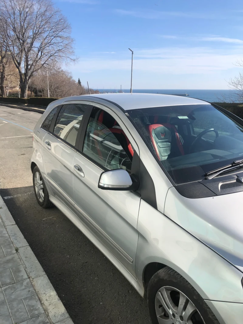 Mercedes-Benz B 180, снимка 4 - Автомобили и джипове - 52817358