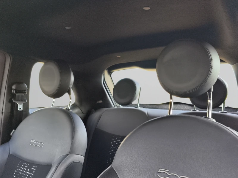 Fiat 500 1.0 Hybrid 70hp BVM6 E6 // 2103R17, снимка 13 - Автомобили и джипове - 53023841