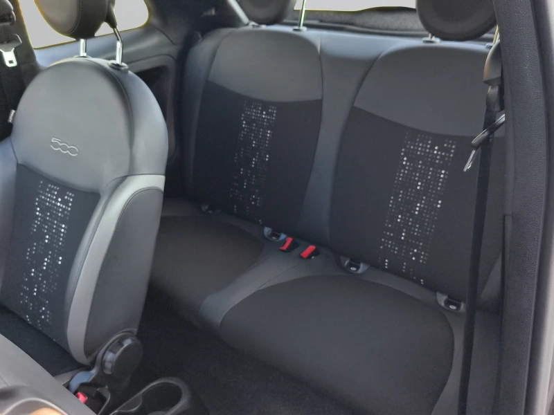 Fiat 500 1.0 Hybrid 70hp BVM6 E6 // 2103R17, снимка 12 - Автомобили и джипове - 53023841