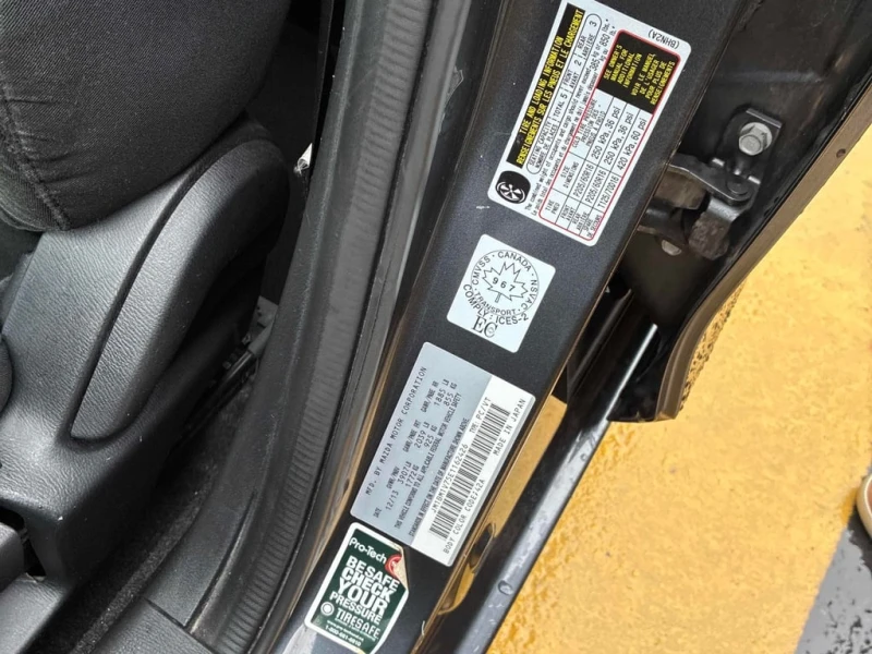 Mazda 3 * GS SKY * CARFAX * БЕЗ ПЪРВОНАЧАЛНА ВНОСКА, снимка 13 - Автомобили и джипове - 53128305