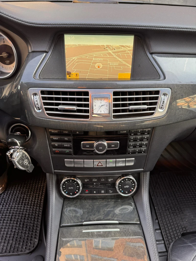 Mercedes-Benz CLS 250 CDI, снимка 14 - Автомобили и джипове - 53588080