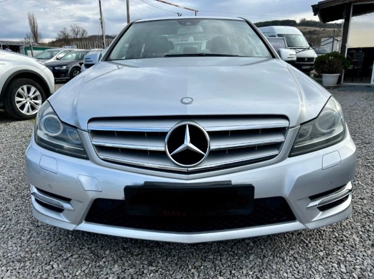 Mercedes-Benz C 220 W204 CDI, снимка 2 - Автомобили и джипове - 48617543