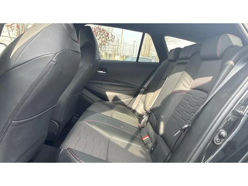 Toyota Corolla 1.8 HSD EXECUTIVE PLUS, снимка 11 - Автомобили и джипове - 53297422