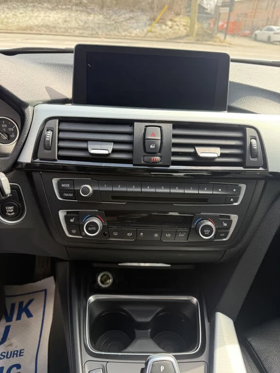 BMW 335 I * M-Package* * HeadUp* A���������* (���� �� ��) | Mobile.bg � ����������� 10