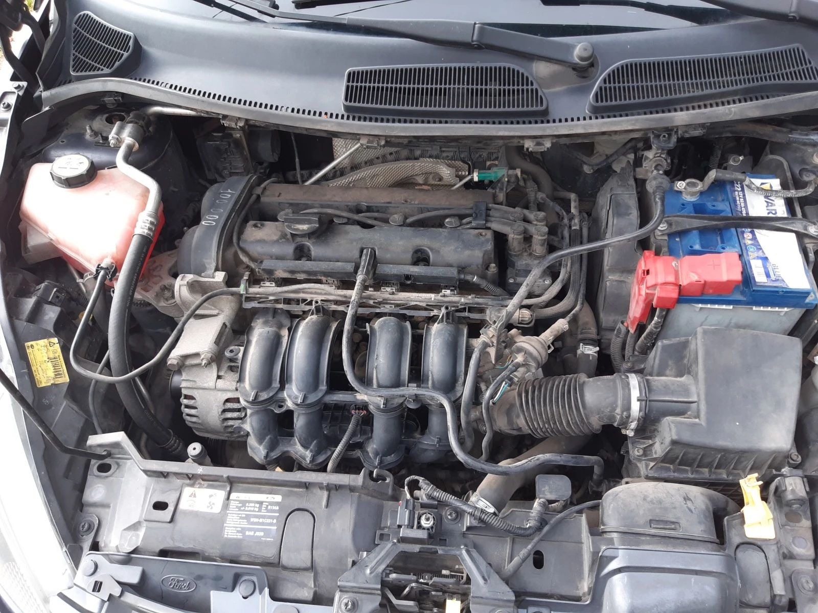Ford Fiesta 1.25i  | Mobile.bg — изображение 15