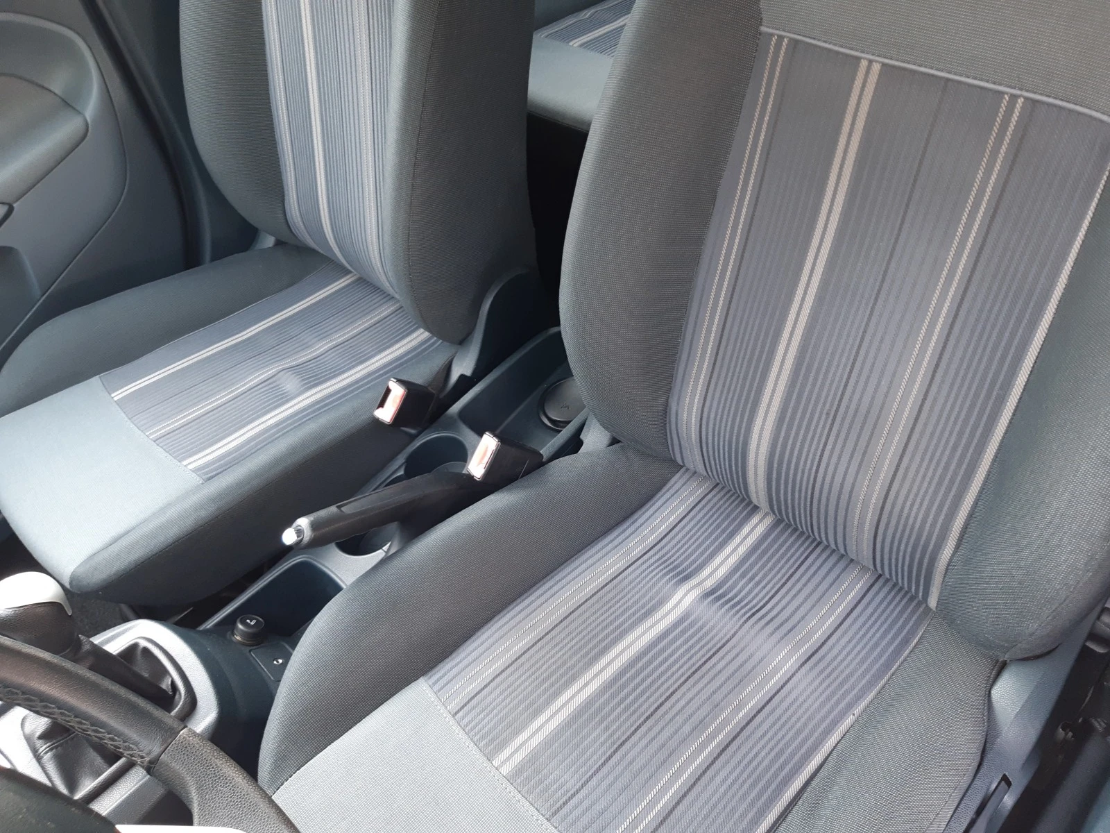 Ford Fiesta 1.25i  | Mobile.bg — изображение 12