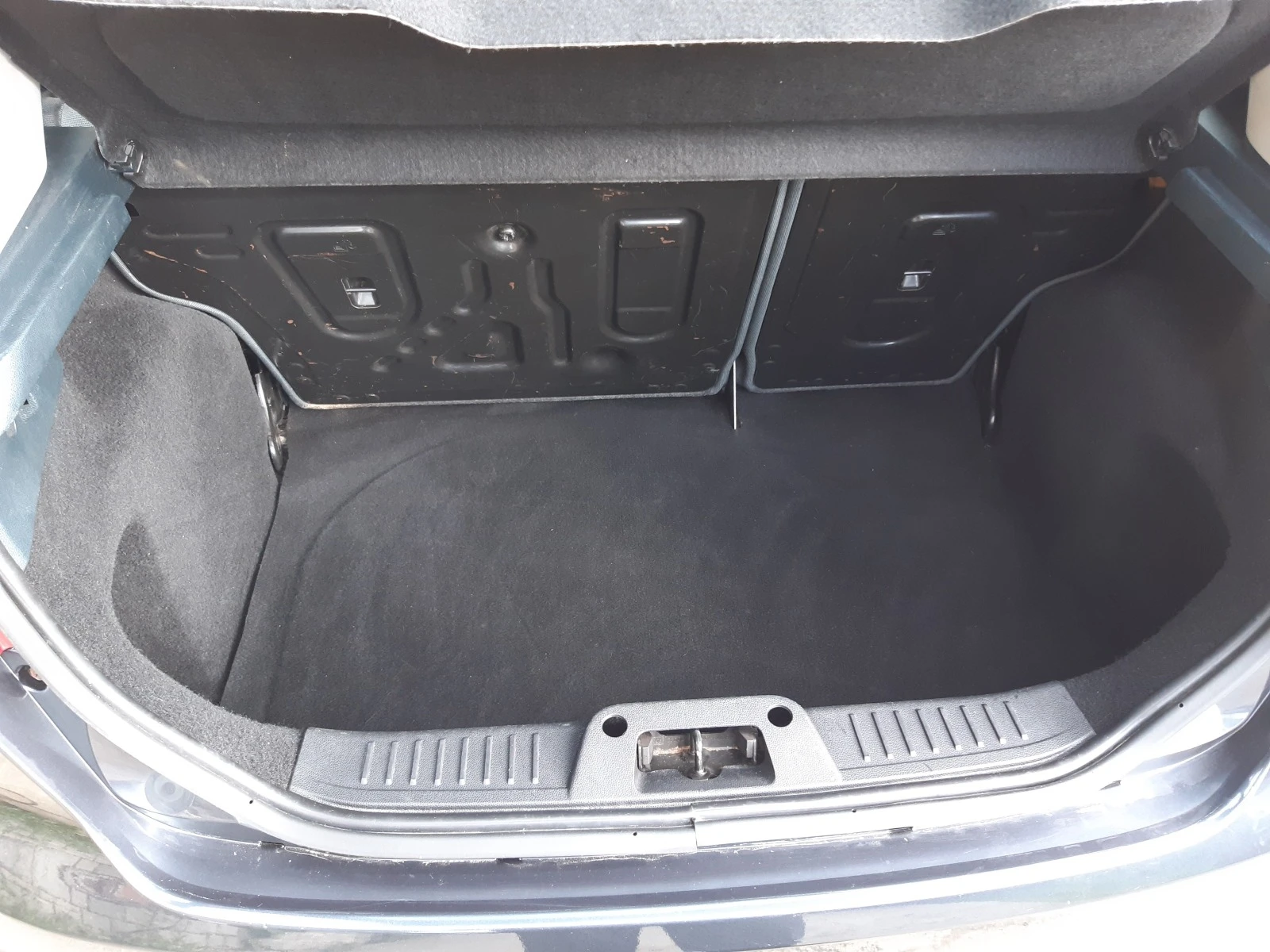 Ford Fiesta 1.25i  | Mobile.bg — изображение 14