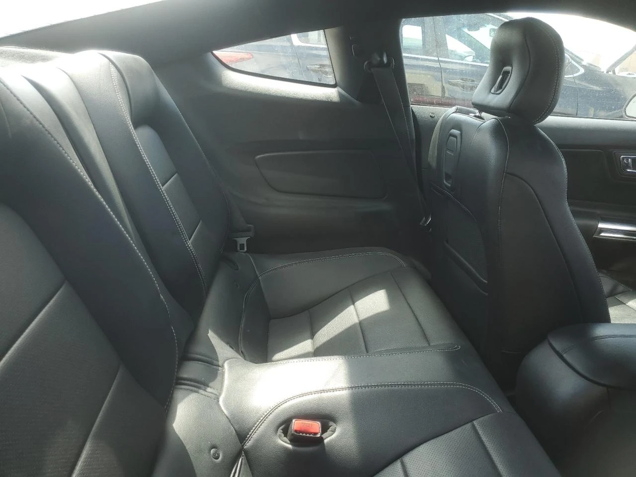 Ford Mustang 2.3i EcoBoost/Ел.Седалки/Подгрев/Кожа/Сервизна ист - изображение 10