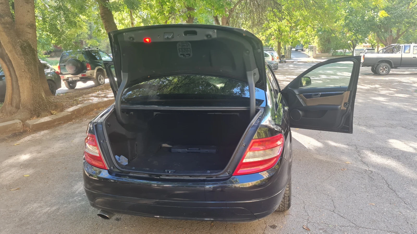Mercedes-Benz C 220  - изображение 6