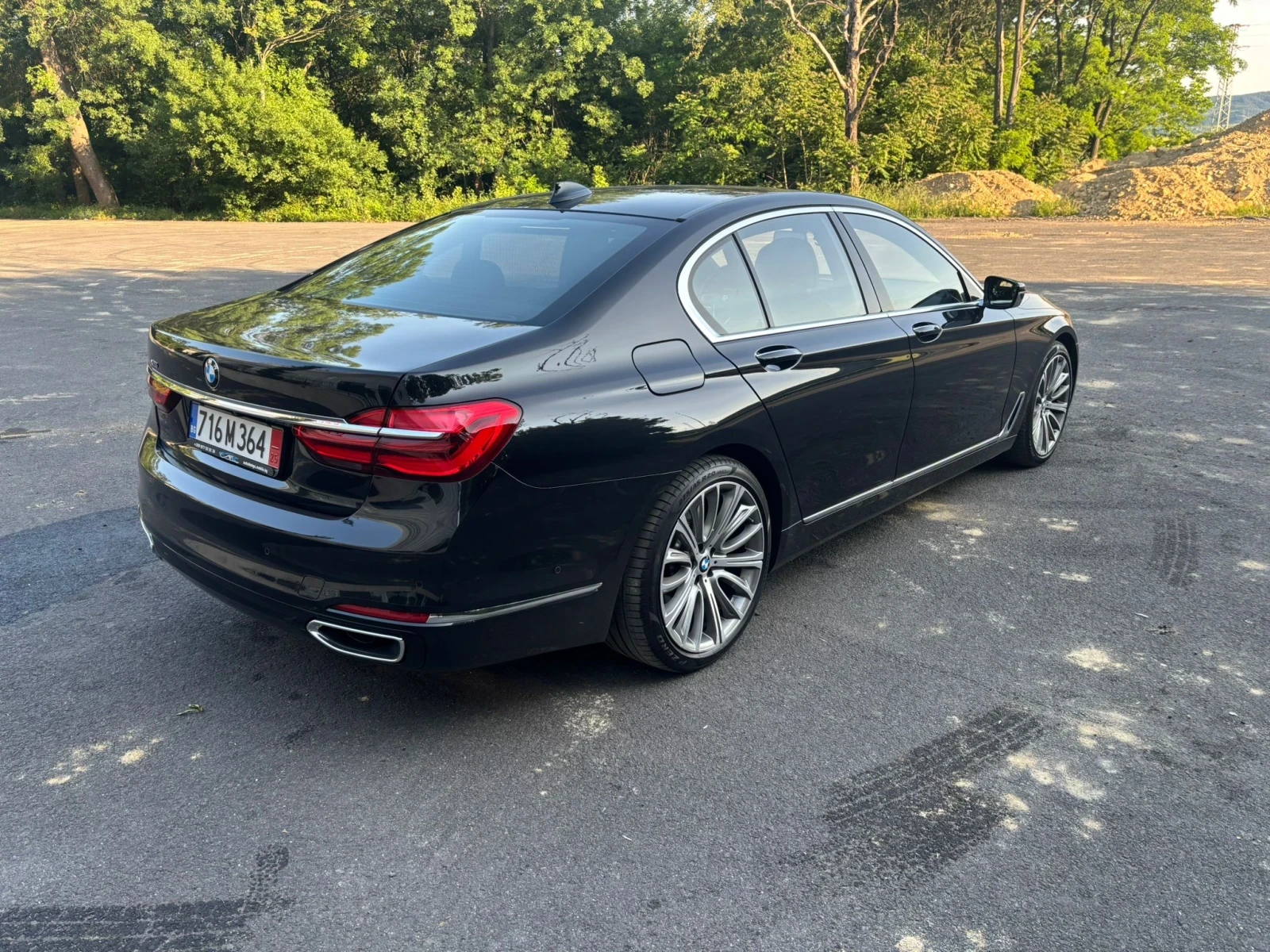 BMW 750 CarbonCore xDrive HUD - изображение 5