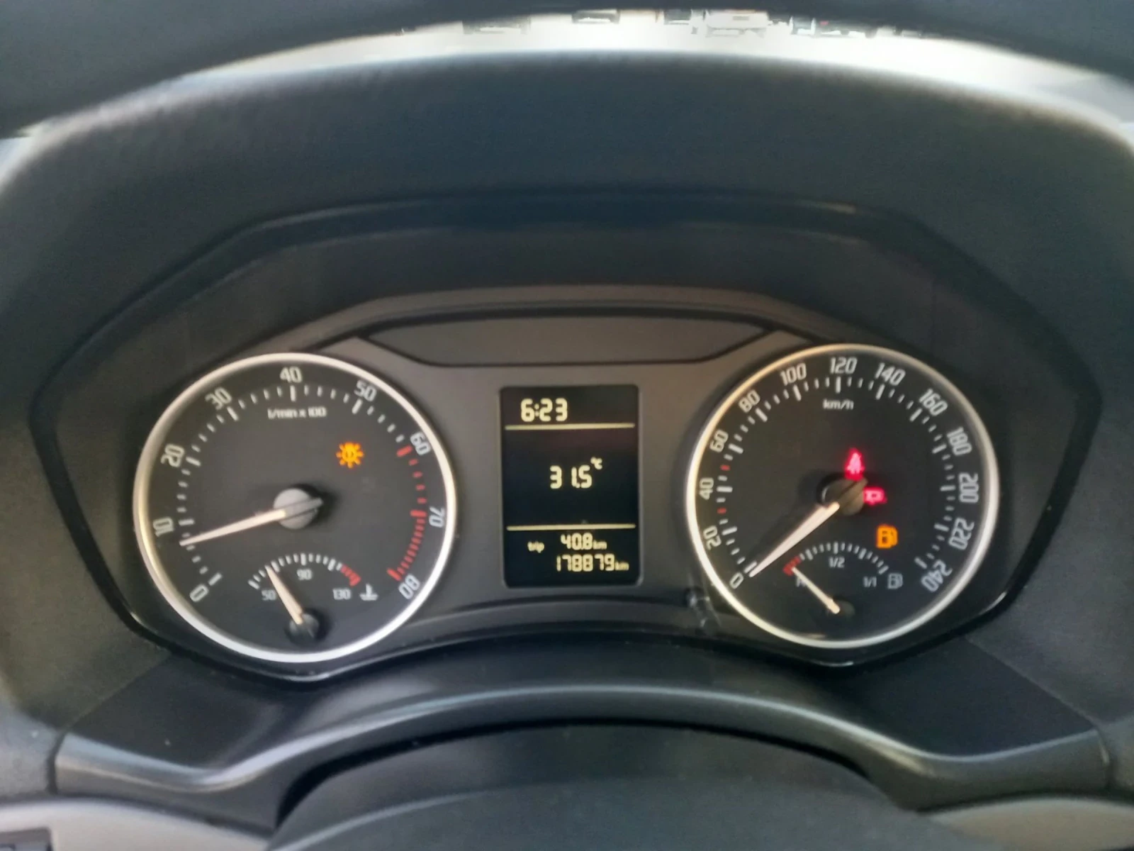Skoda Octavia 1.4 TSI - изображение 7