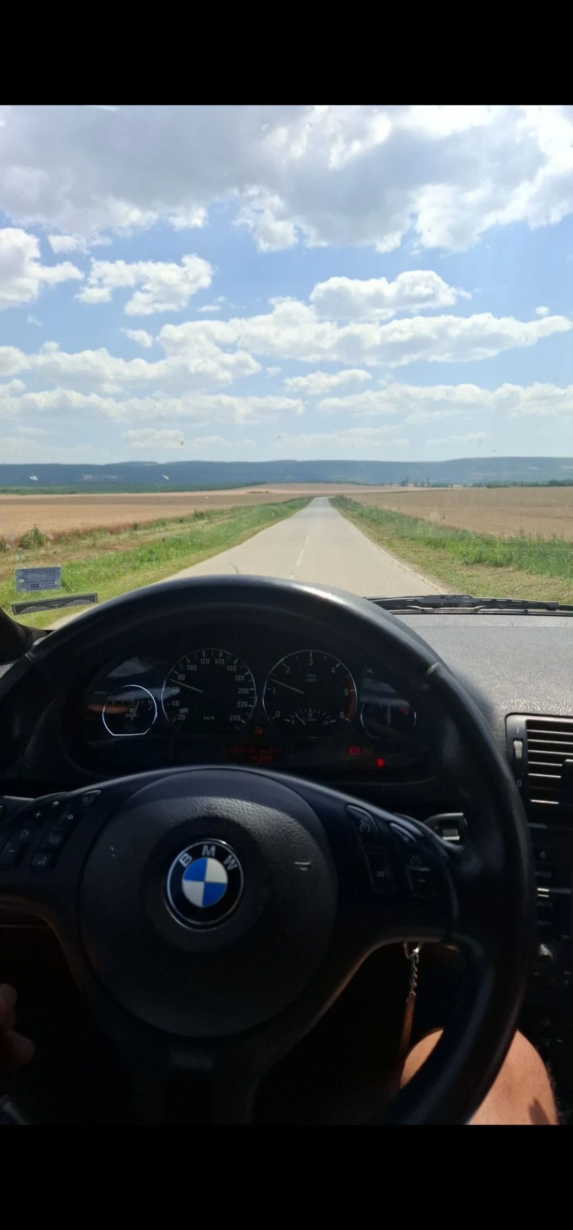 BMW 320  - изображение 6