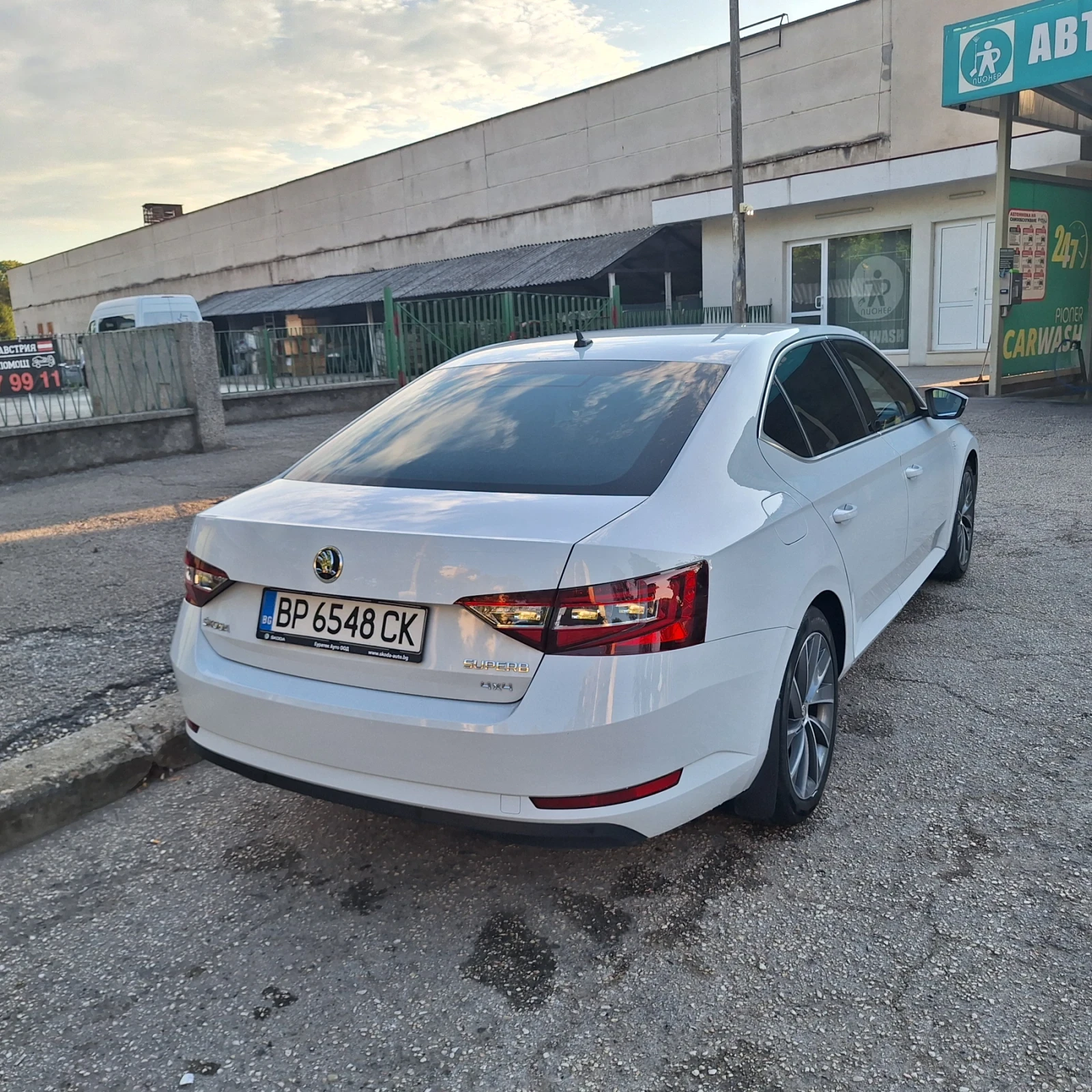 Skoda Superb Laurin & Klement - изображение 4