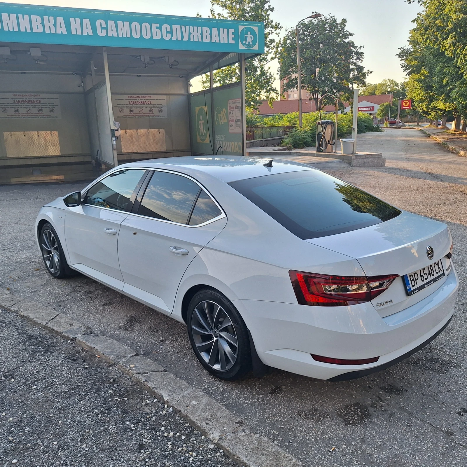 Skoda Superb Laurin & Klement - изображение 3