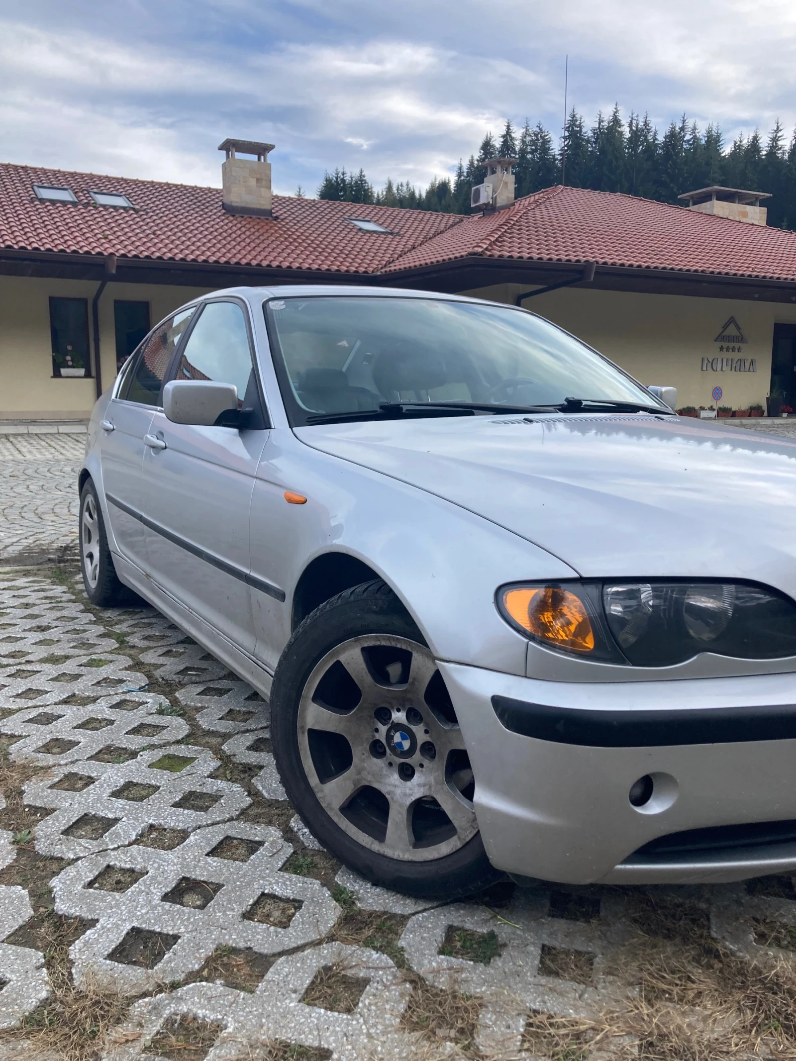BMW 320  - изображение 6